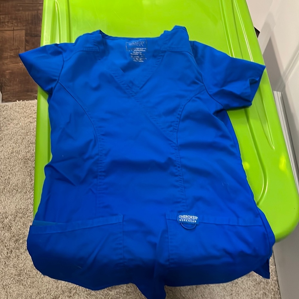 Cherokee scrubs